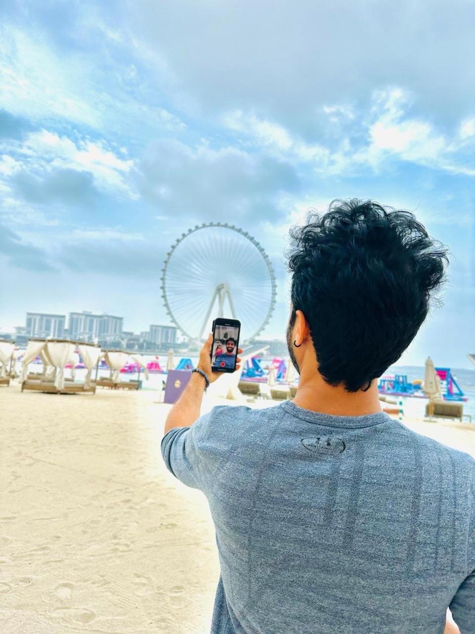 ドバイ Travel Hub Premiumホステル エクステリア 写真